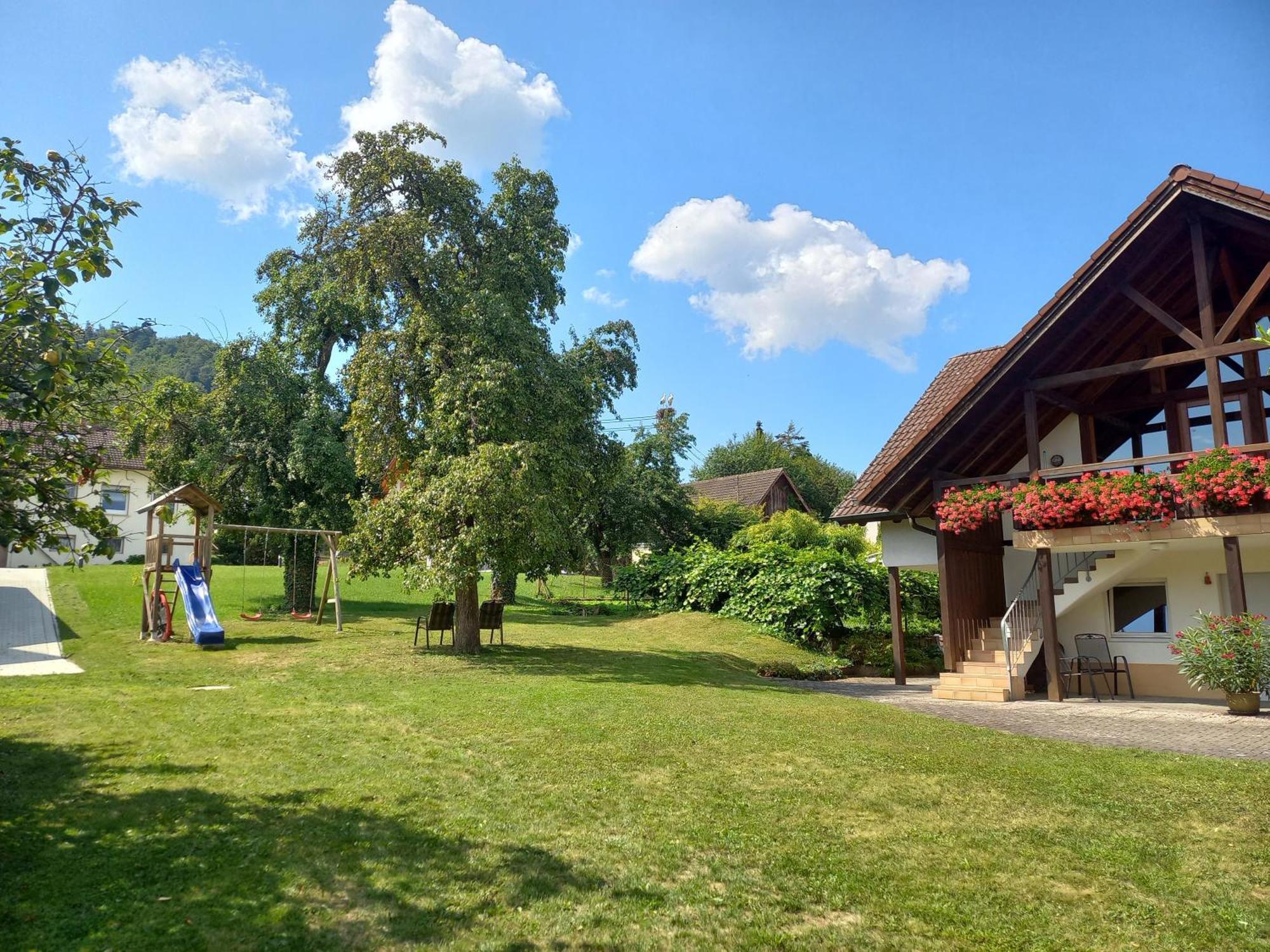Ferienwohnungen Gabi Hermann Bodman-Ludwigshafen Exterior photo